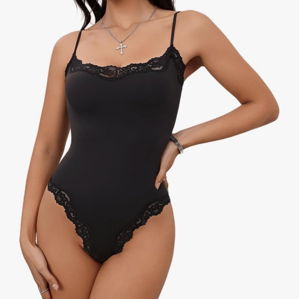 NWT Starrylion Lace Square Neck Tops Spaghetti Strap Bodysuit